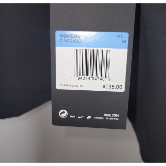 Nike Jacket Womens Size Medium Midweight Sideline Black Magnetic Pockets - Picture 5 of 12